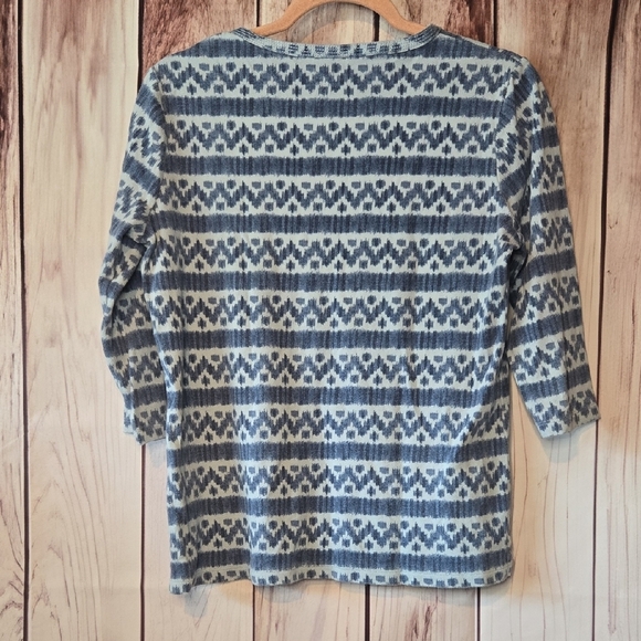 L.L. Bean Navy and Cream Patterned Top 3/4 Length Sleeves Womens Medium - Picture 8 of 8
